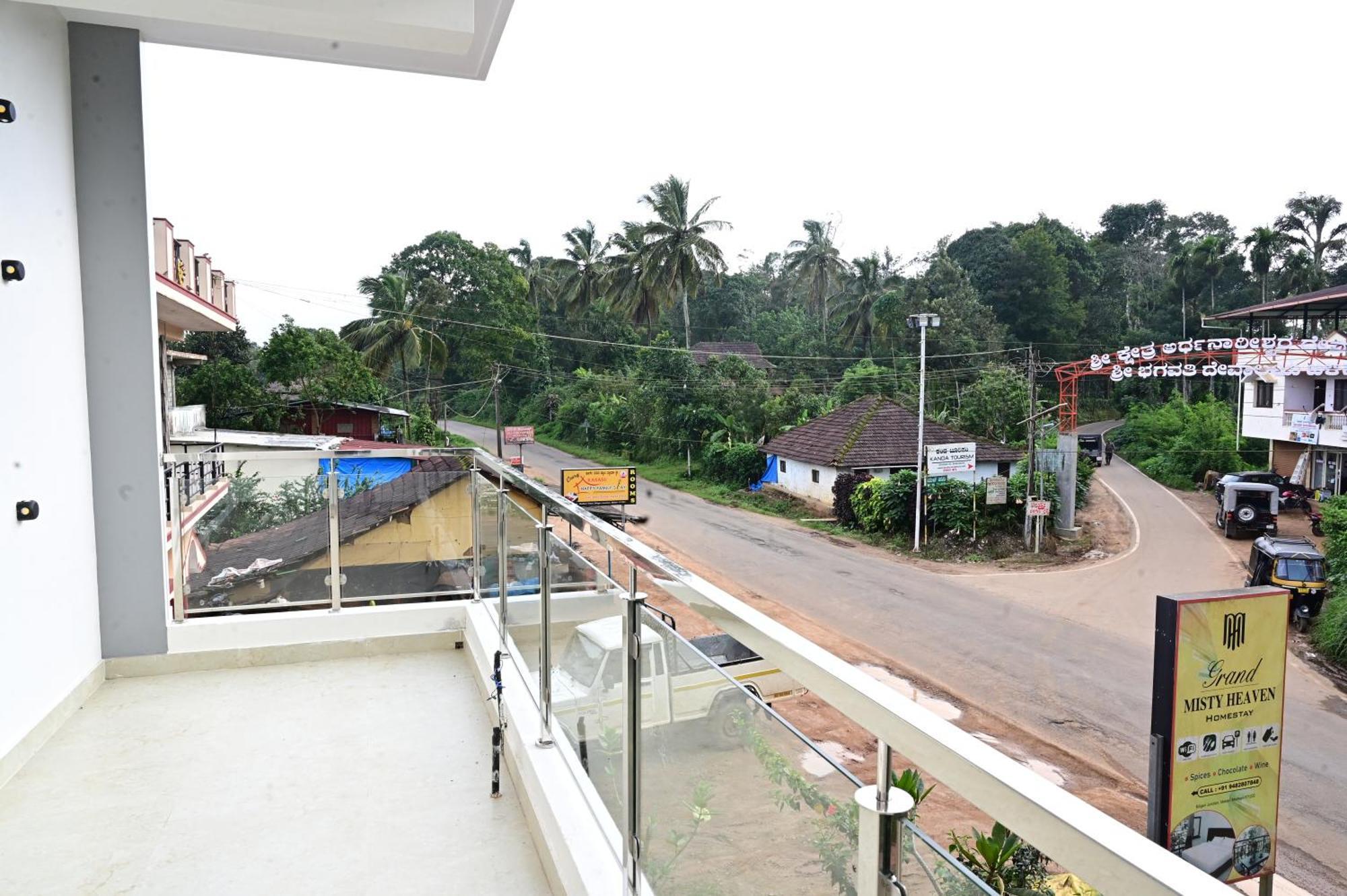 Villa Grand Misty Heaven Madikeri Esterno foto
