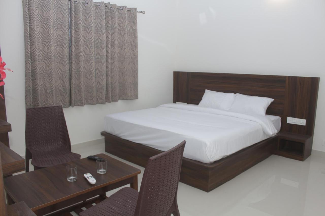 Villa Grand Misty Heaven Madikeri Camera foto